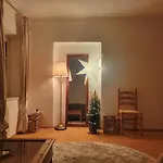 Charmante Altbauwohnung דירה *