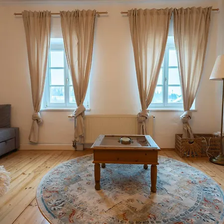 Charmante Altbauwohnung *